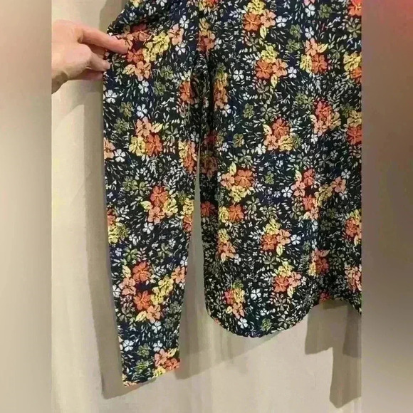 Women’s Floral Loft New with Tags - Picture 7 of 7